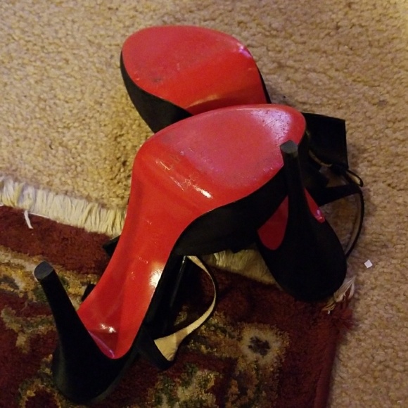 SOLD!!!!Christian Louboutin Blk Satin Shoes - Picture 5 of 5